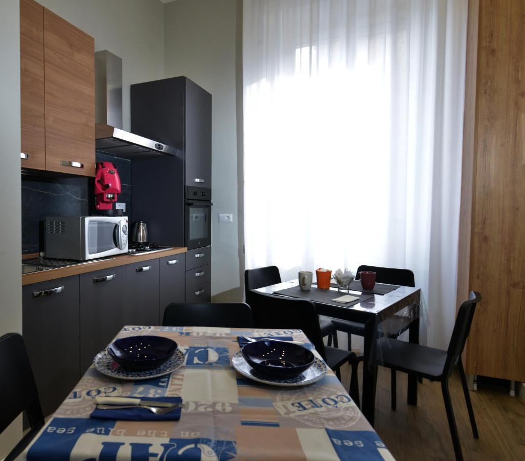 Bed and Breakfast Vivi A Napoli Exterior foto